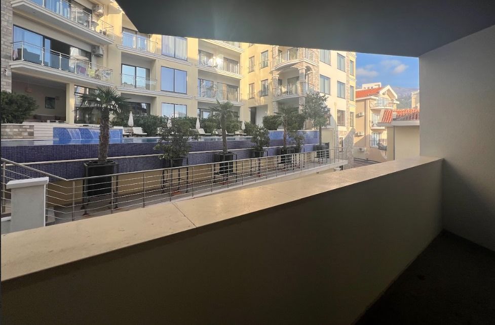 Jednosoban stan 53m2 u novom stambenom kompleksu u Becicima. - Amfora Real Estate