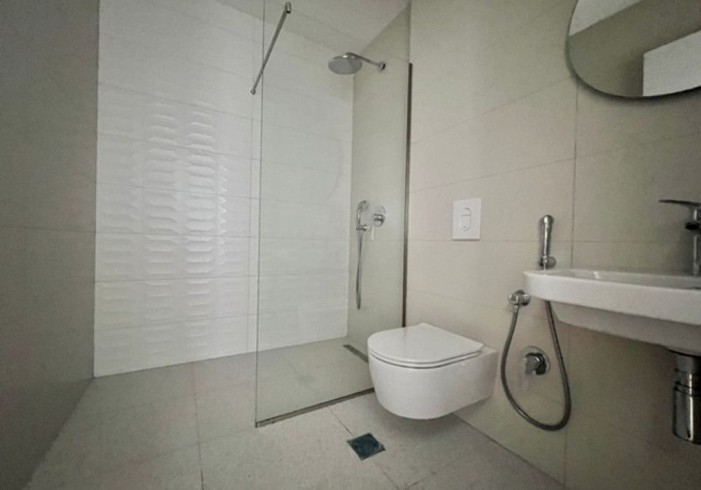 Nov jednosoban opremljen stan 52m2 u novom stambenom kompleksu u Becicima. - Amfora Real Estate