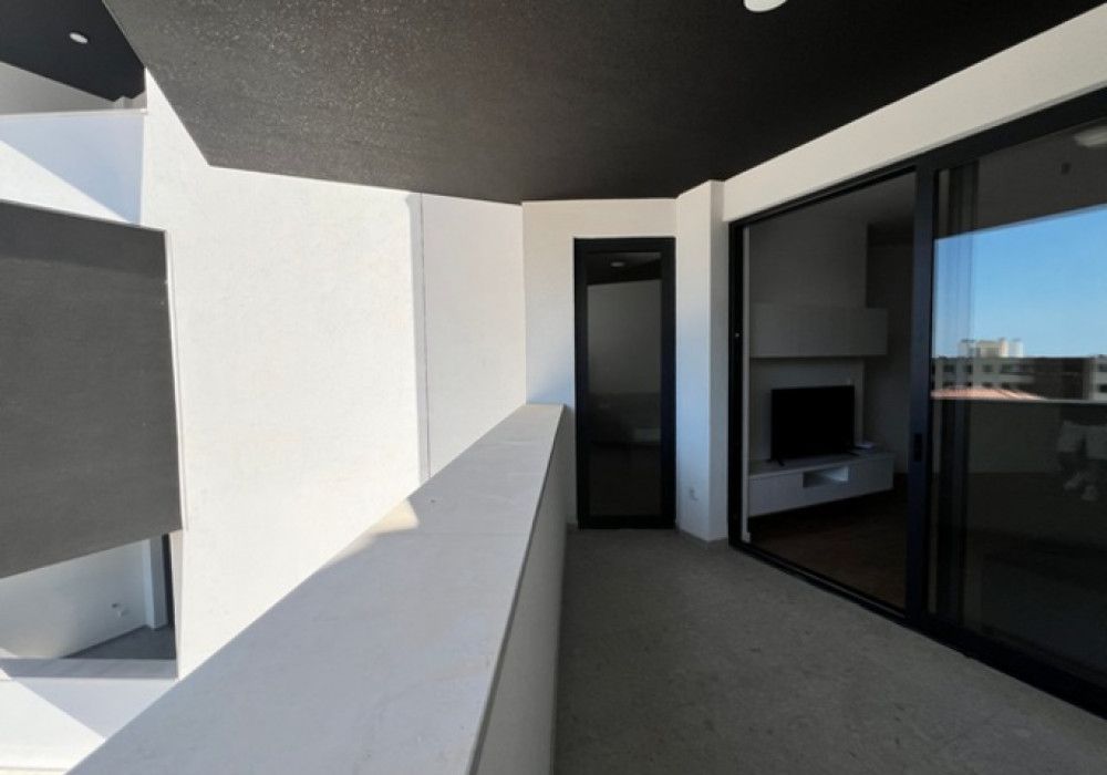 Nov jednosoban opremljen stan 52m2 u novom stambenom kompleksu u Becicima. - Amfora Real Estate