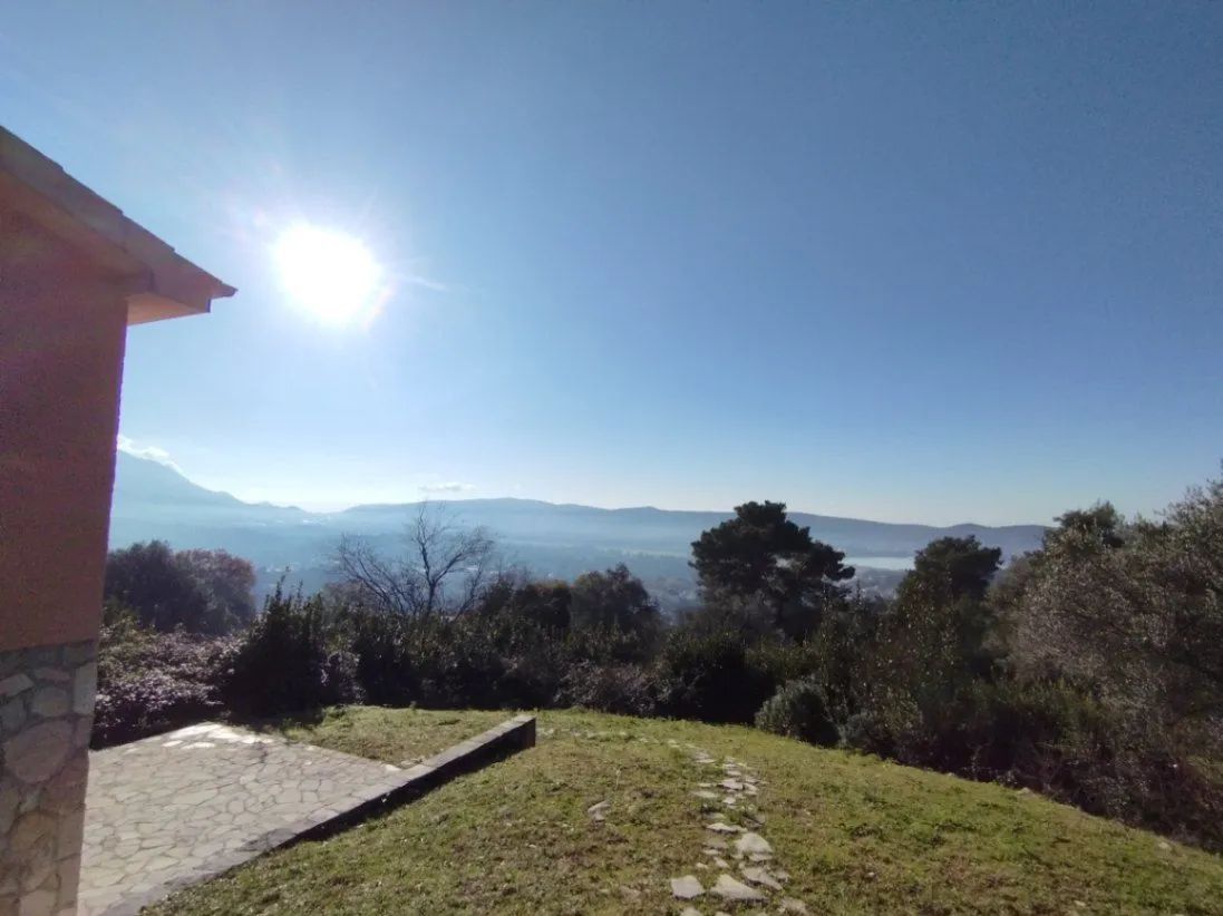 Kuća s Velikim Imanjem i Pogledom na More u Tivtu, Mrčevac - Amfora Real Estate