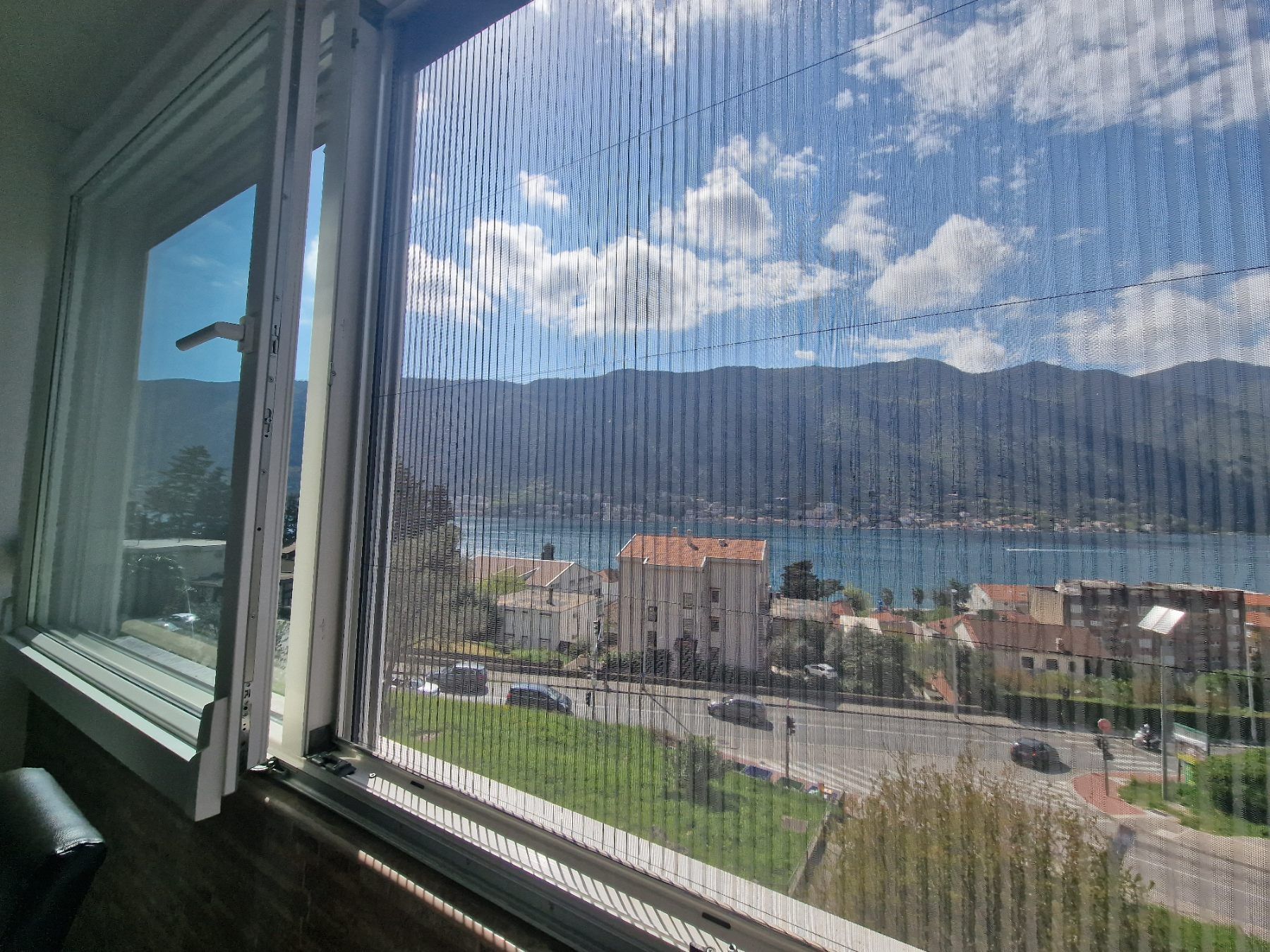 amforaproperty.com/Dvosoban stan od 60m² u Dobroti, Kotor – Renoviran, namešten, sa pogledom na more