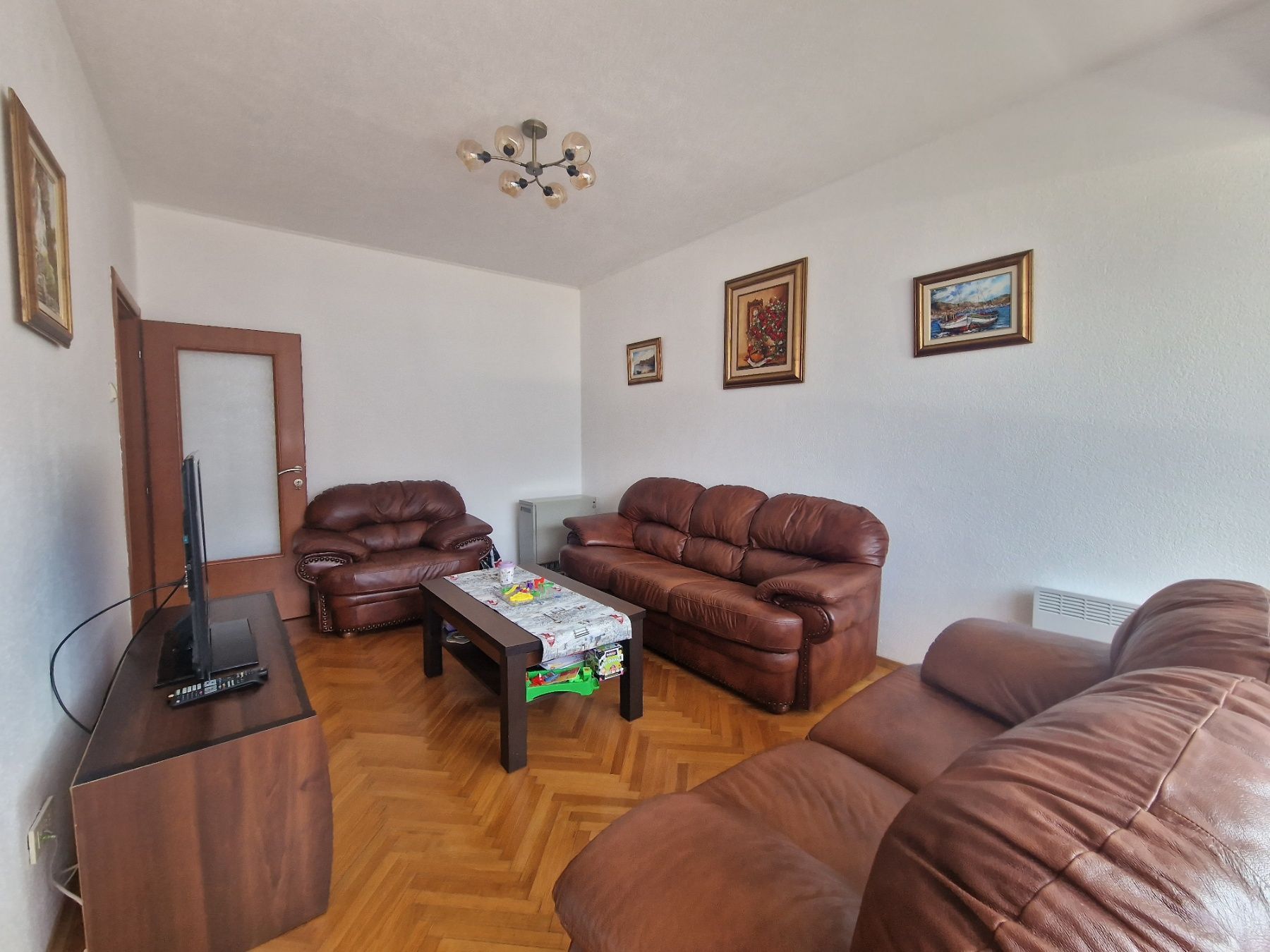 amforaproperty.com/Dvosoban stan od 60m² u Dobroti, Kotor – Renoviran, namešten, sa pogledom na more