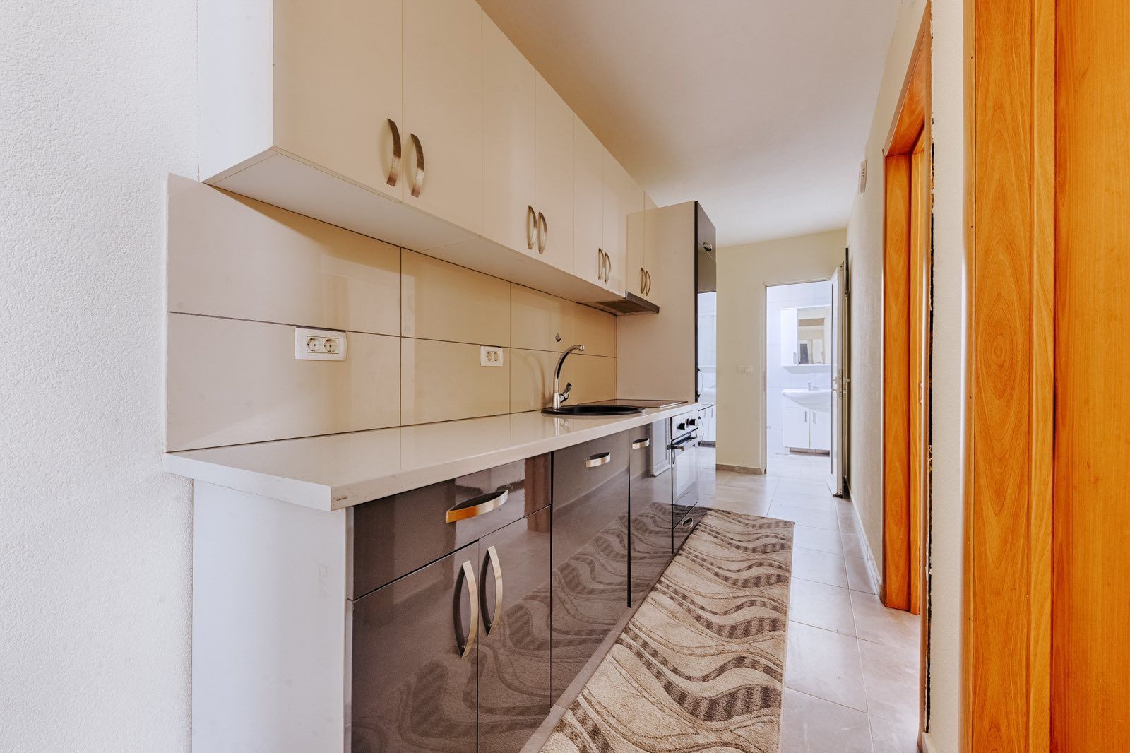 Dvosoban namesten stan 56m2 + 30m2 terase,Podkosljun-Budva - Amfora Real Estate