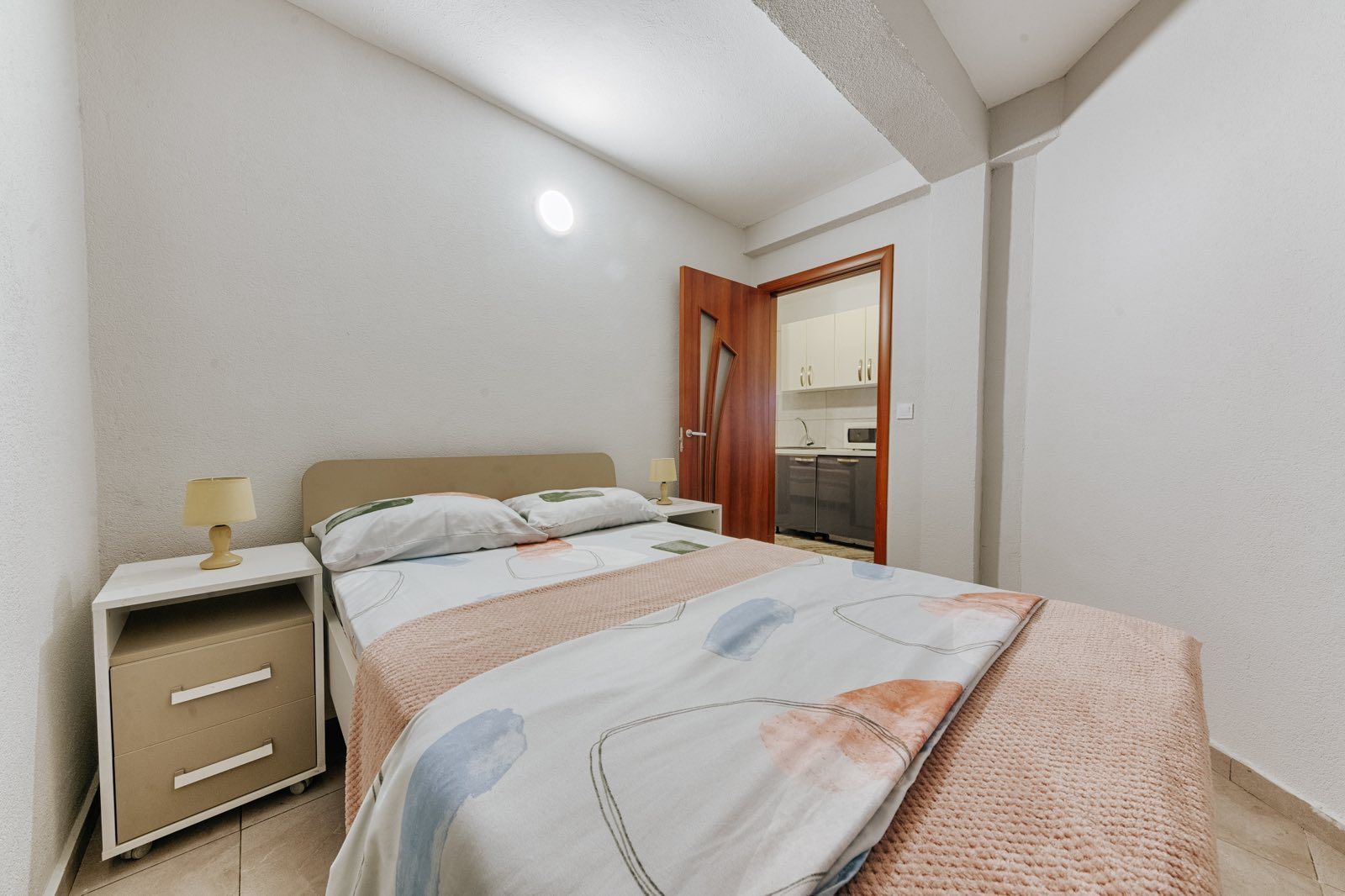 Dvosoban namesten stan 56m2 + 30m2 terase,Podkosljun-Budva - Amfora Real Estate