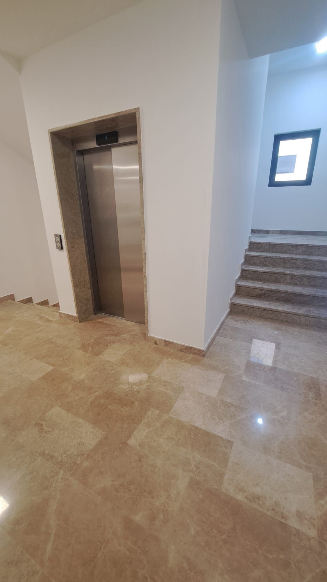 Jednosoban stan 42m2 sa pogledom na more- Becici - Amfora Real Estate