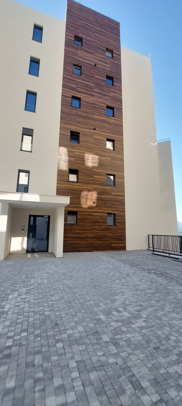 Jednosoban stan 42m2 sa pogledom na more- Becici - Amfora Real Estate