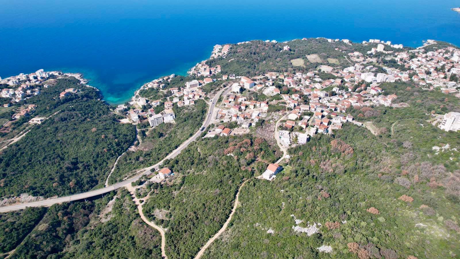 Urbanizovan plac 564m2 sa pogledom na more-Utjeha,Bar - Amfora Real Estate