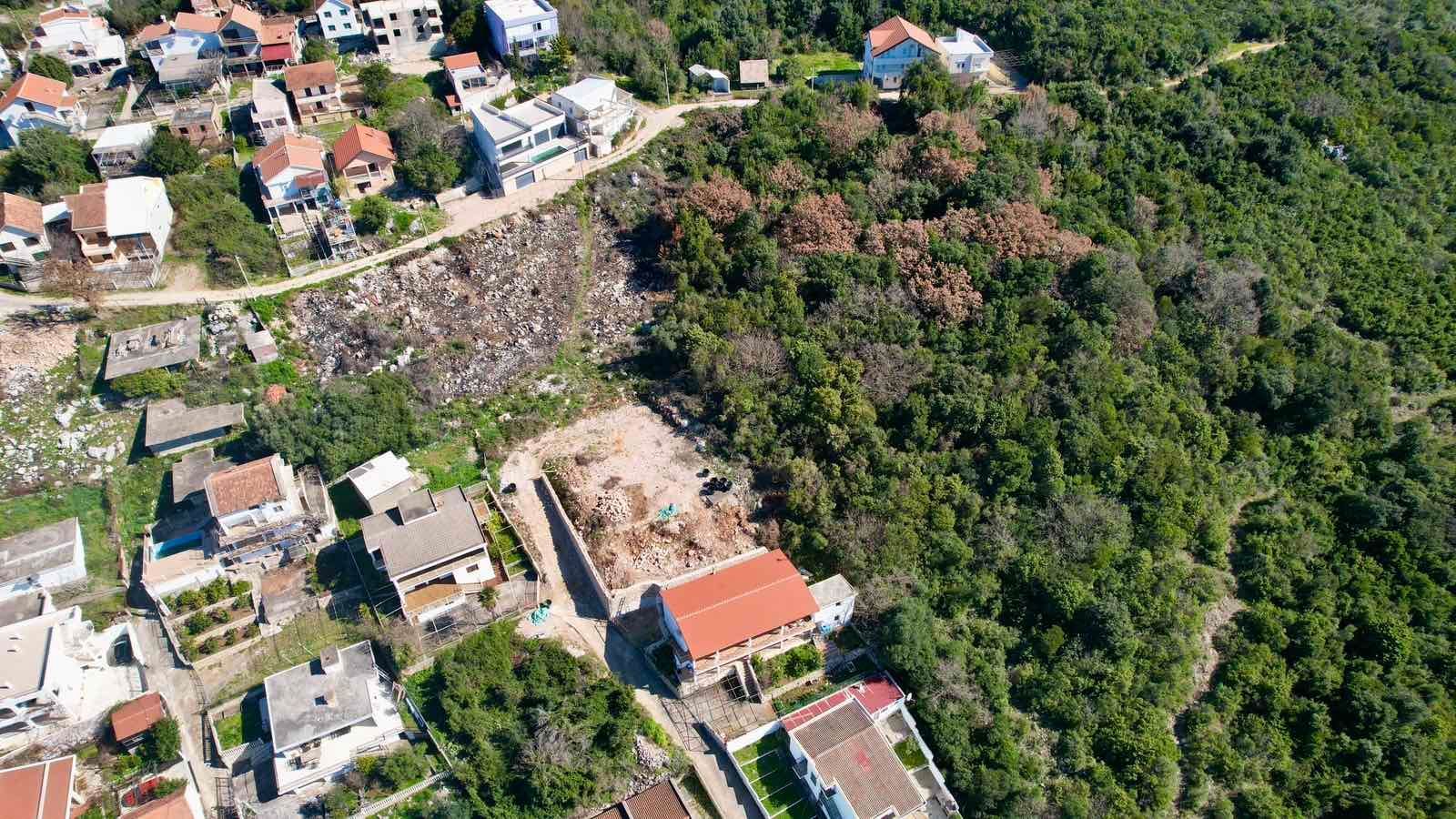 Urbanizovan plac 564m2 sa pogledom na more-Utjeha,Bar - Amfora Real Estate