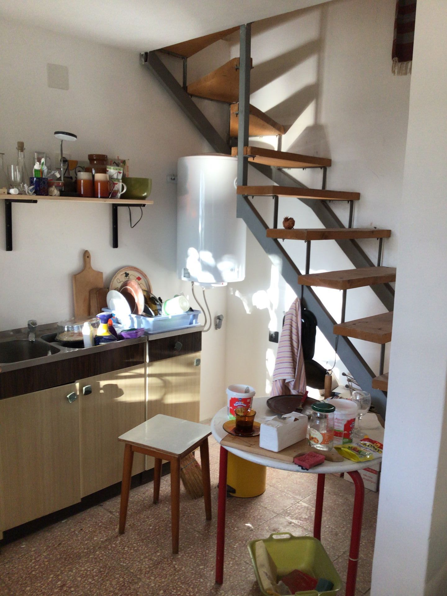 amforaproperty.com/Porodična kuća 260m² sa pogledom na more – Sutomore, Zagradje