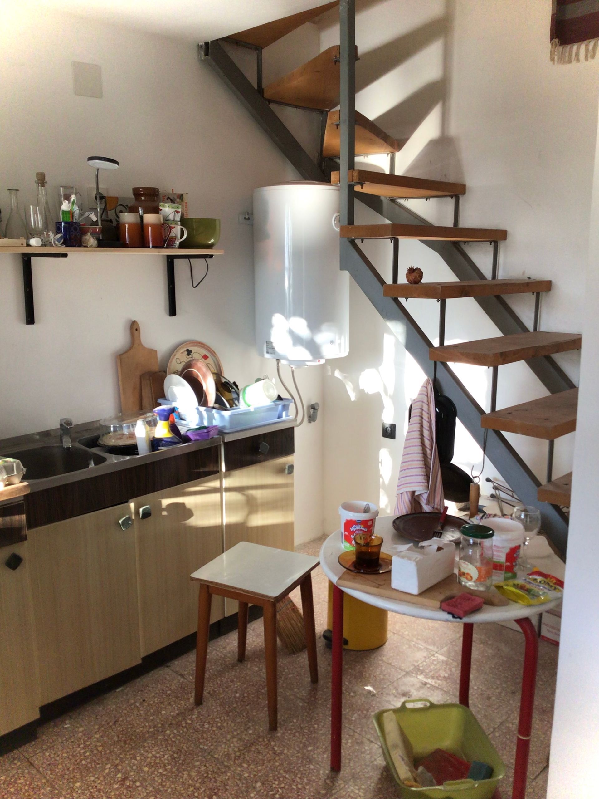 amforaproperty.com/Porodična kuća 260m² sa pogledom na more – Sutomore, Zagradje
