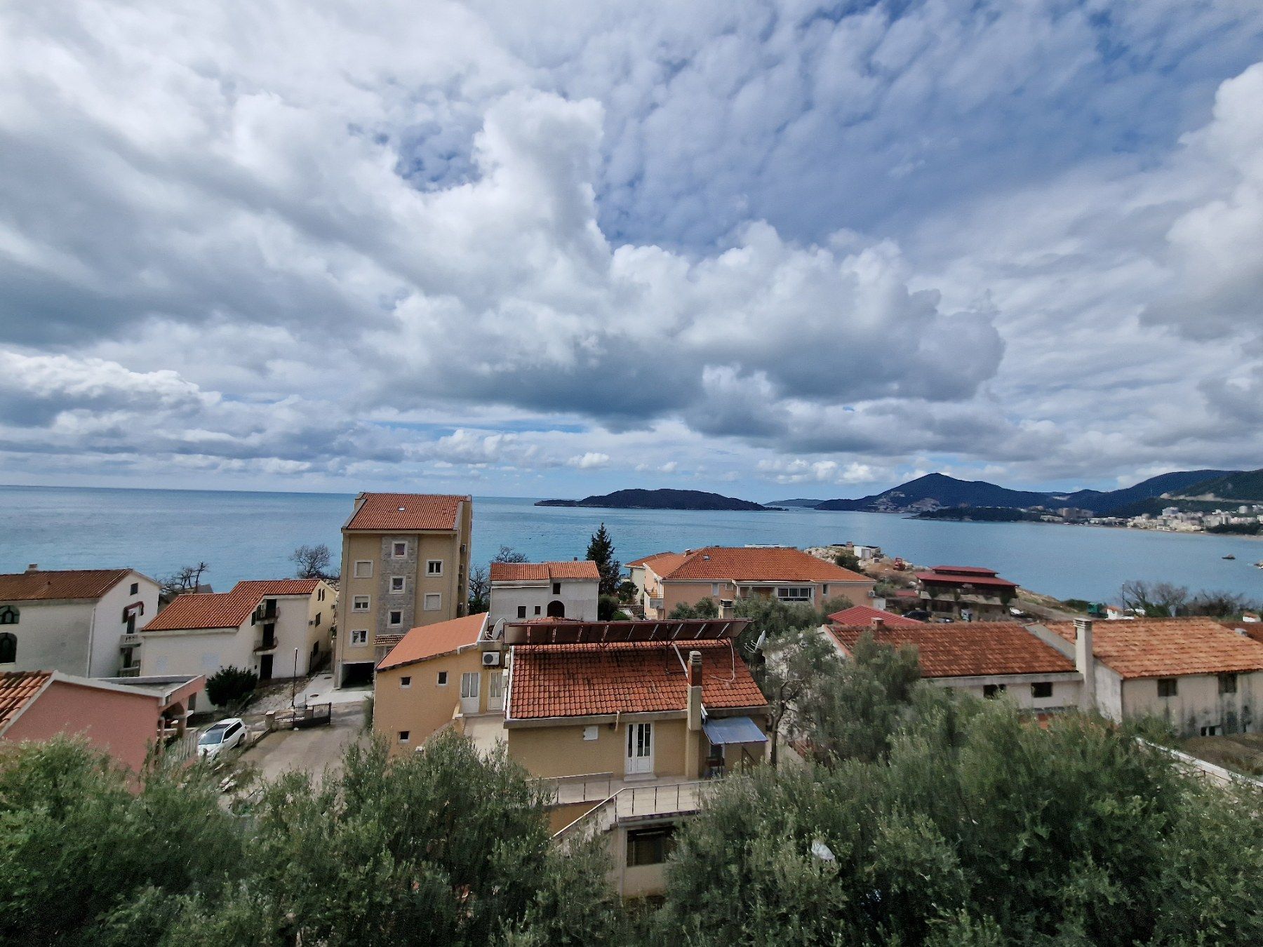 amforaproperty.com/Pržno - Dvosoban stan 57m² sa panoramskim pogledom na more