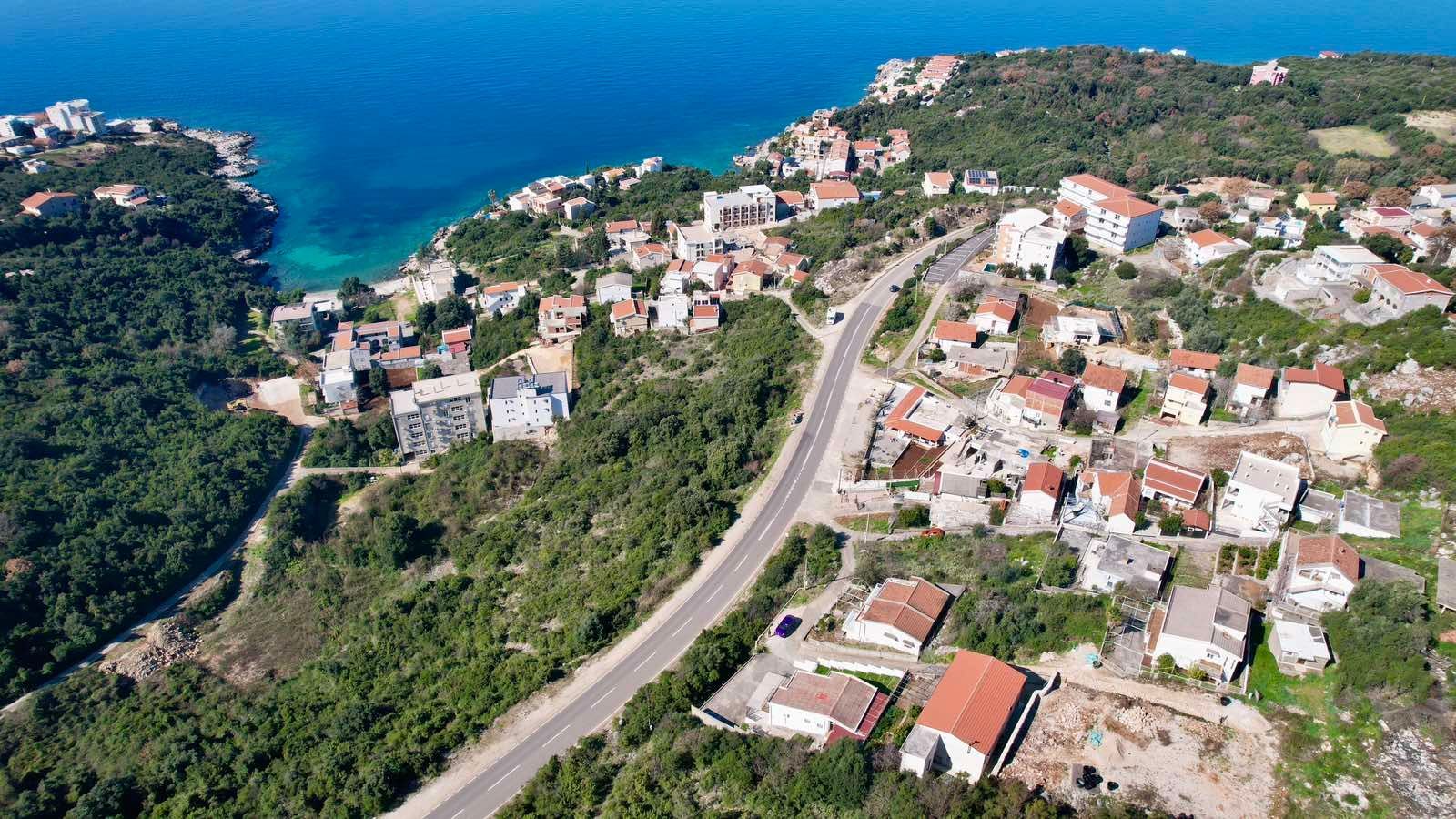 Urbanizovan plac 495m2 sa pogledom na more-Utjeha,Bar - Amfora Real Estate