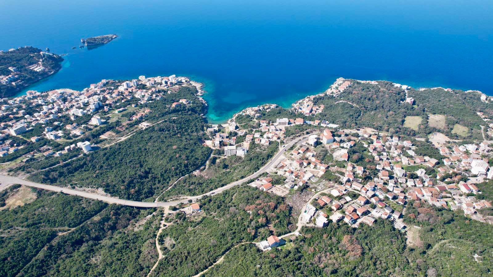 Urbanizovan plac 495m2 sa pogledom na more-Utjeha,Bar - Amfora Real Estate