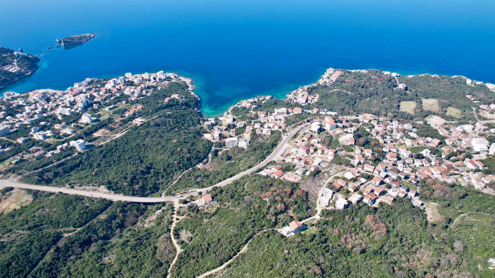 Urbanizovan plac 495m2 sa pogledom na more-Utjeha,Bar - Amfora Real Estate