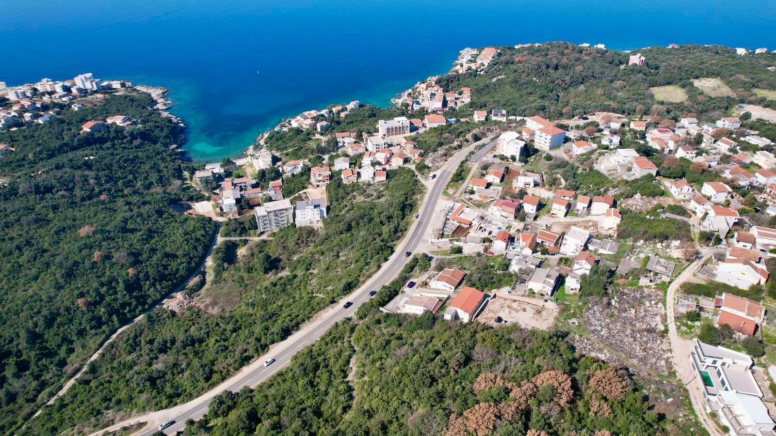 Urbanizovan plac 495m2 sa pogledom na more-Utjeha,Bar - Amfora Real Estate