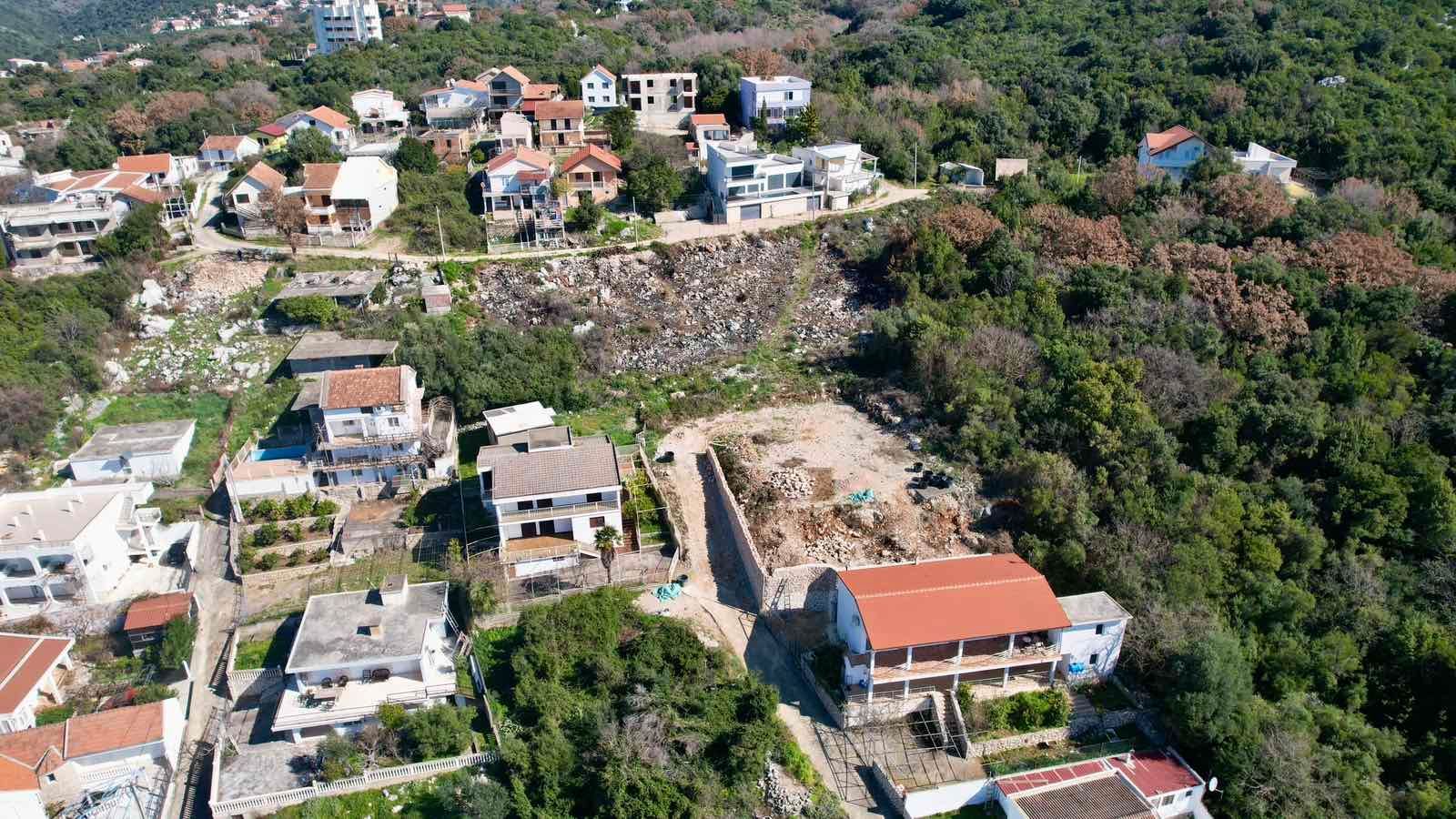 Urbanizovan plac 420m2 sa pogledom na more-Utjeha,Bar - Amfora Real Estate