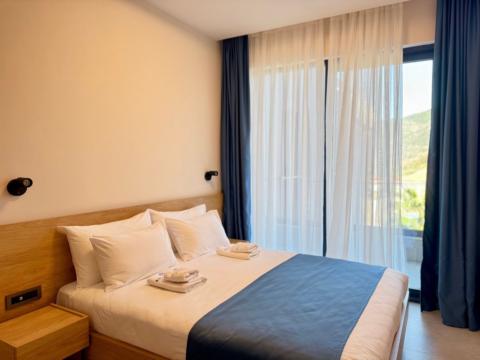 amforaproperty.com/Luksuzan trosoban stan 79.7 u prestižnom kompleksu sa bazenom-Kavač, Kotor