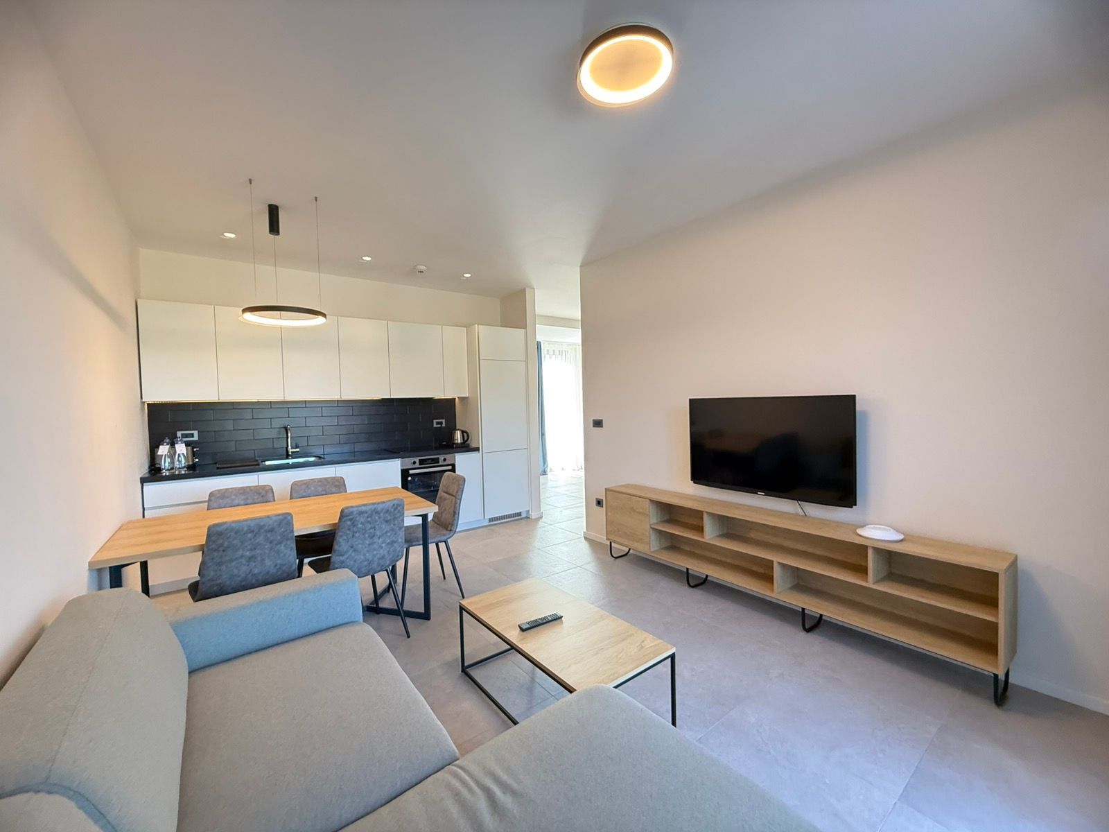 amforaproperty.com/Luksuzan trosoban stan 79.7 u prestižnom kompleksu sa bazenom-Kavač, Kotor