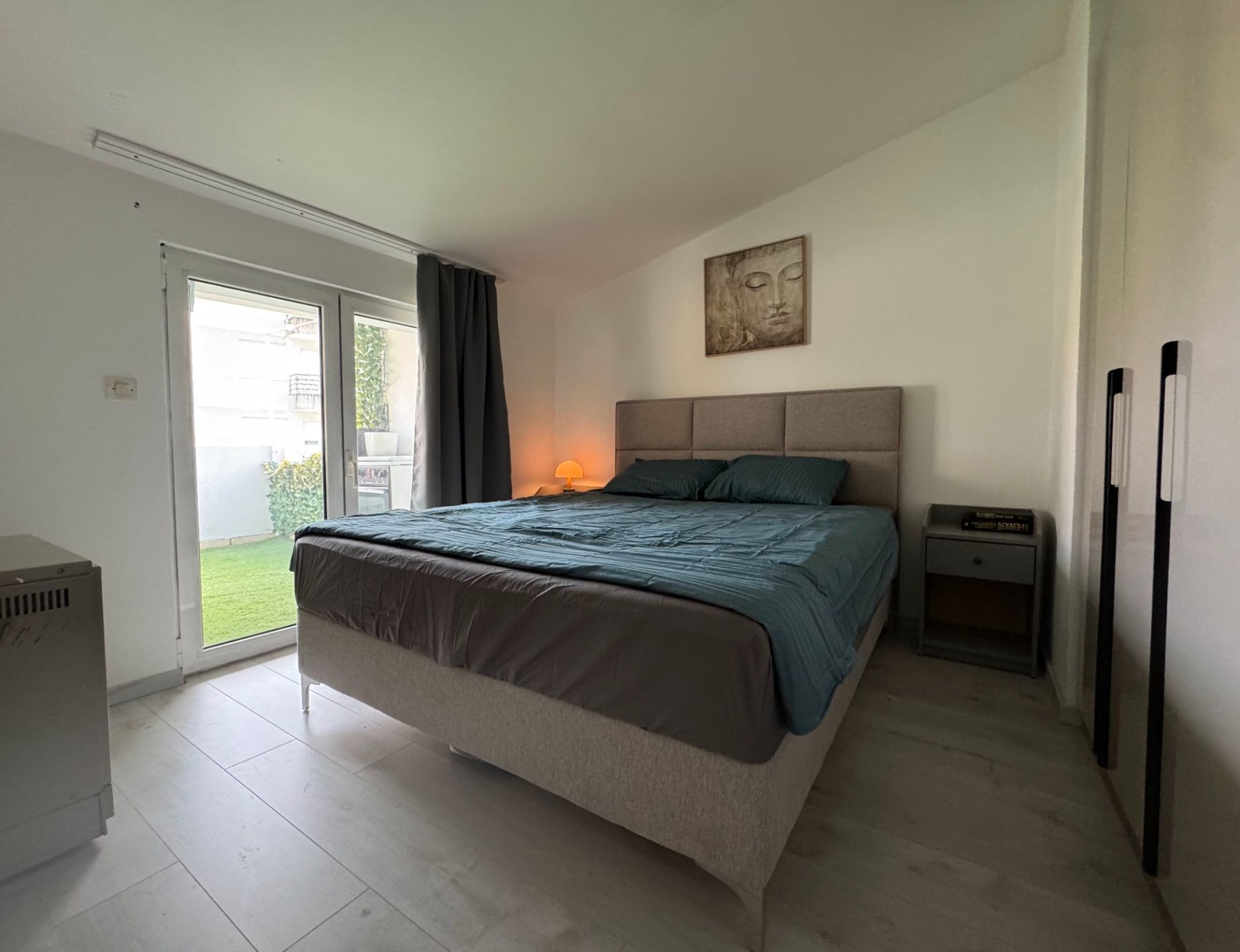 amforaproperty.com/Moderno opremljen jednosoban stan 34m2 + 20m2 terase,Budva-Lazi