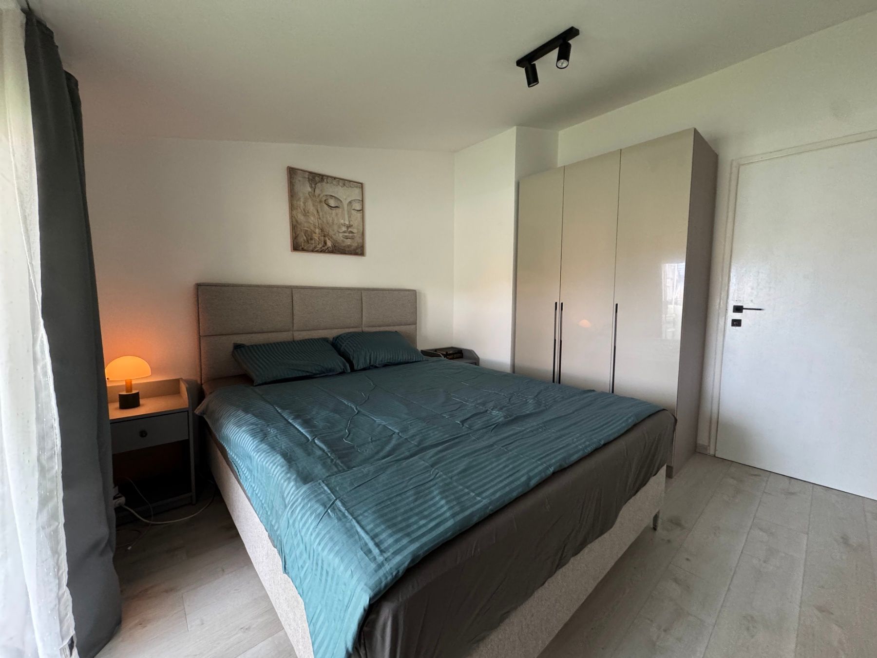amforaproperty.com/Moderno opremljen jednosoban stan 34m2 + 20m2 terase,Budva-Lazi