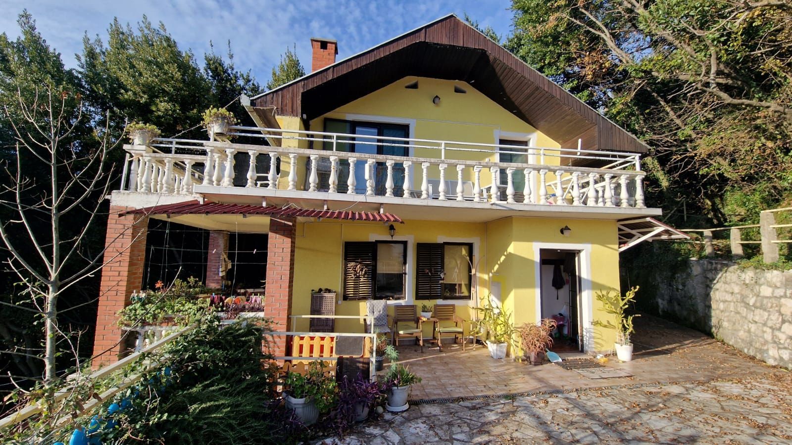 amforaproperty.com/Kuca 143m² sa bazenom-Ratiševina, Herceg Novi