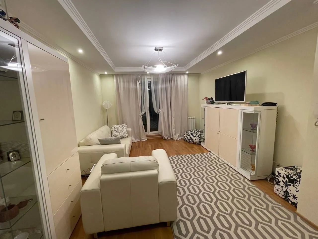 amforaproperty.com/Prostran dupleks 379m² sa garažom, đakuzijem i pogledom na more – Savina, Herceg Novi