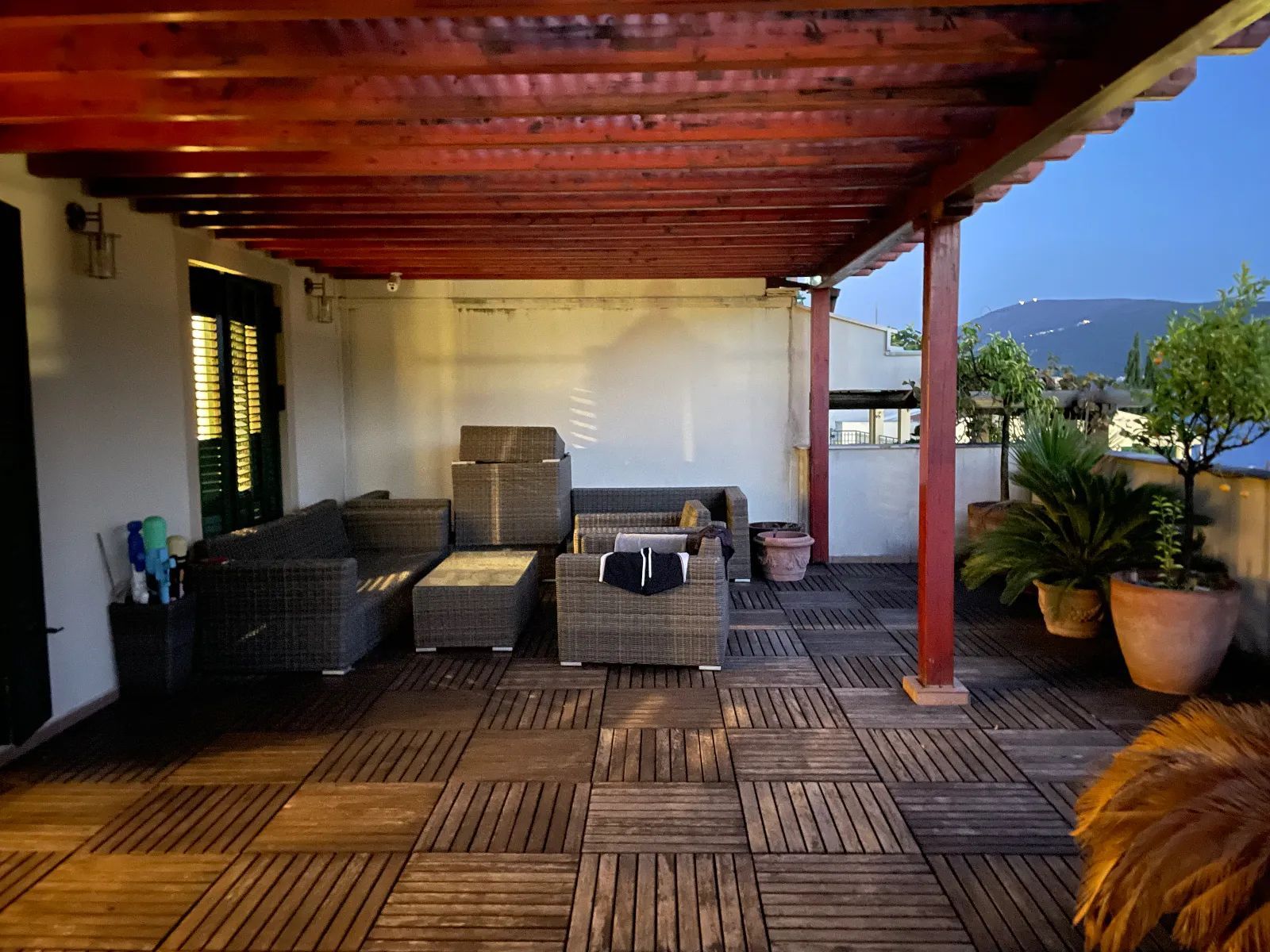amforaproperty.com/Prostran dupleks 379m² sa garažom, đakuzijem i pogledom na more – Savina, Herceg Novi