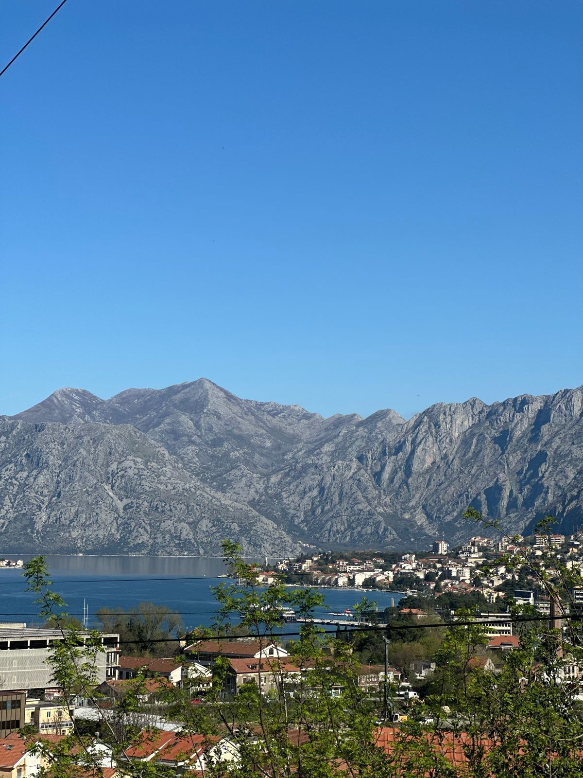 amforaproperty.com/Jednosoban namesten stan sa pogledom na more i parking mestom,Skaljari-Kotor (na duzi period)