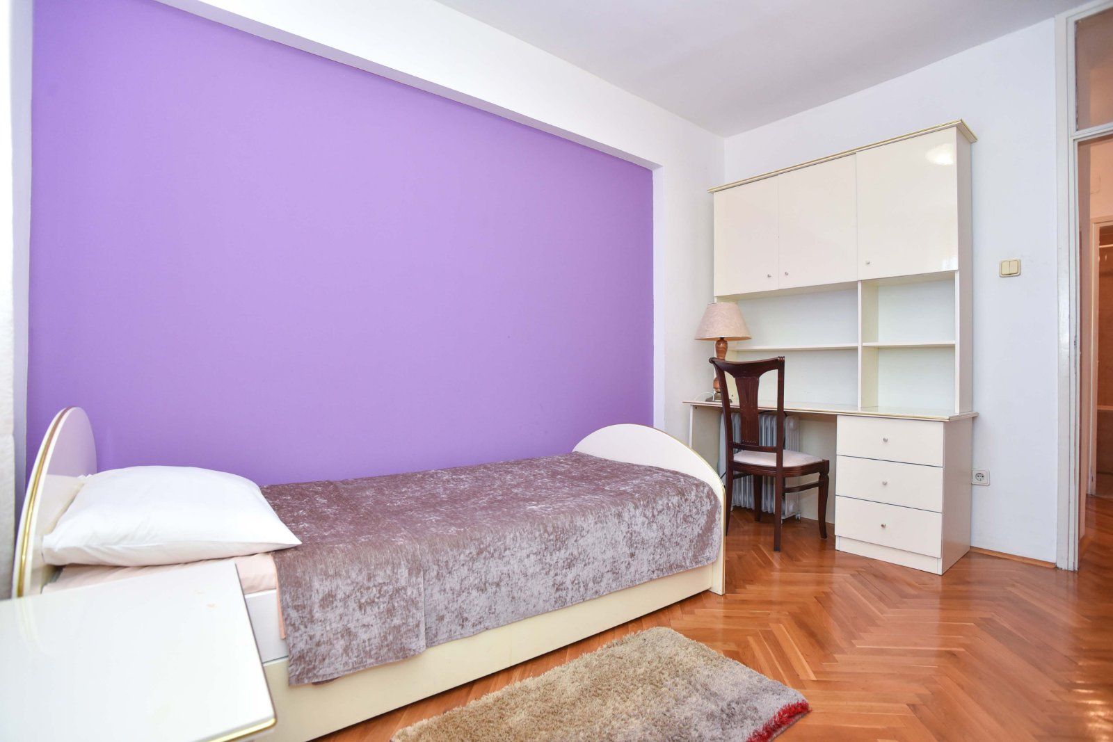 amforaproperty.com/Trosoban stan sa pogledom na more. Dubovica Lux, Budva (na duzi period)