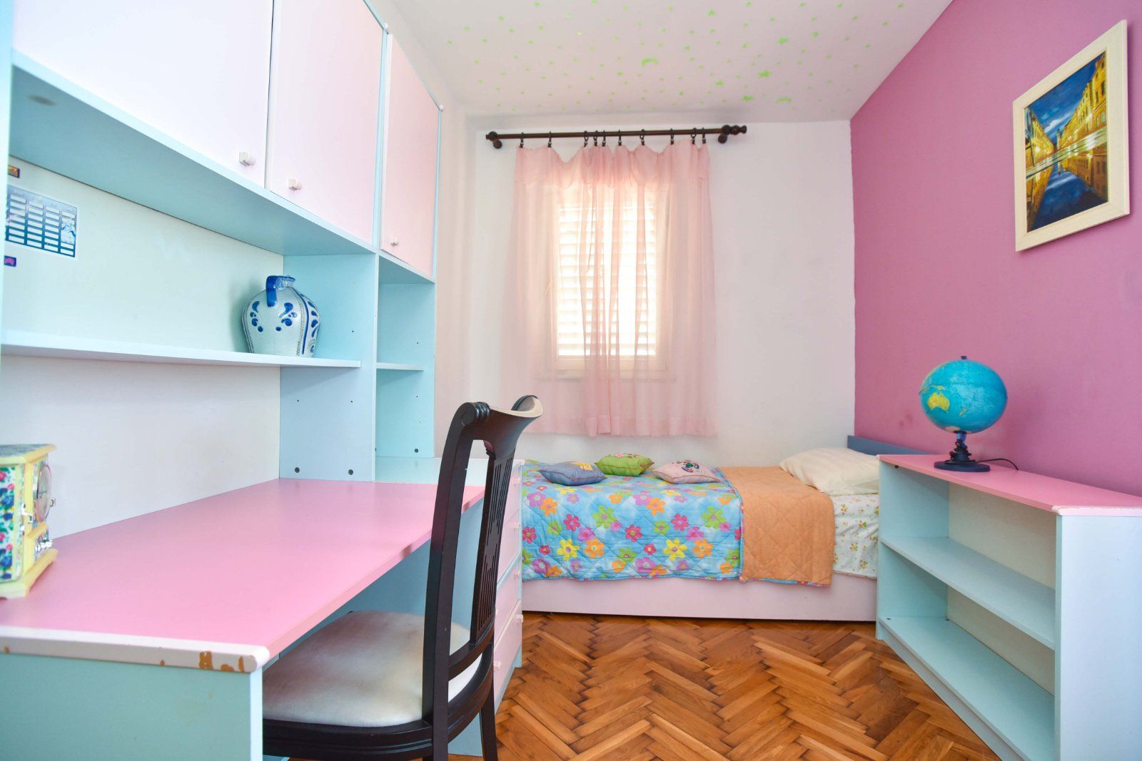 amforaproperty.com/Trosoban stan sa pogledom na more. Dubovica Lux, Budva (na duzi period)