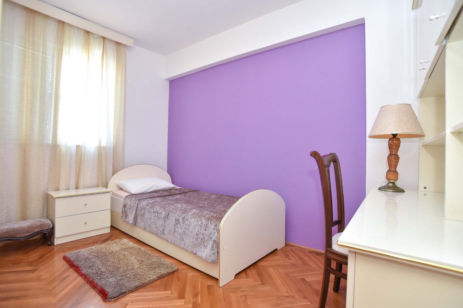 amforaproperty.com/Trosoban stan sa pogledom na more. Dubovica Lux, Budva (na duzi period)