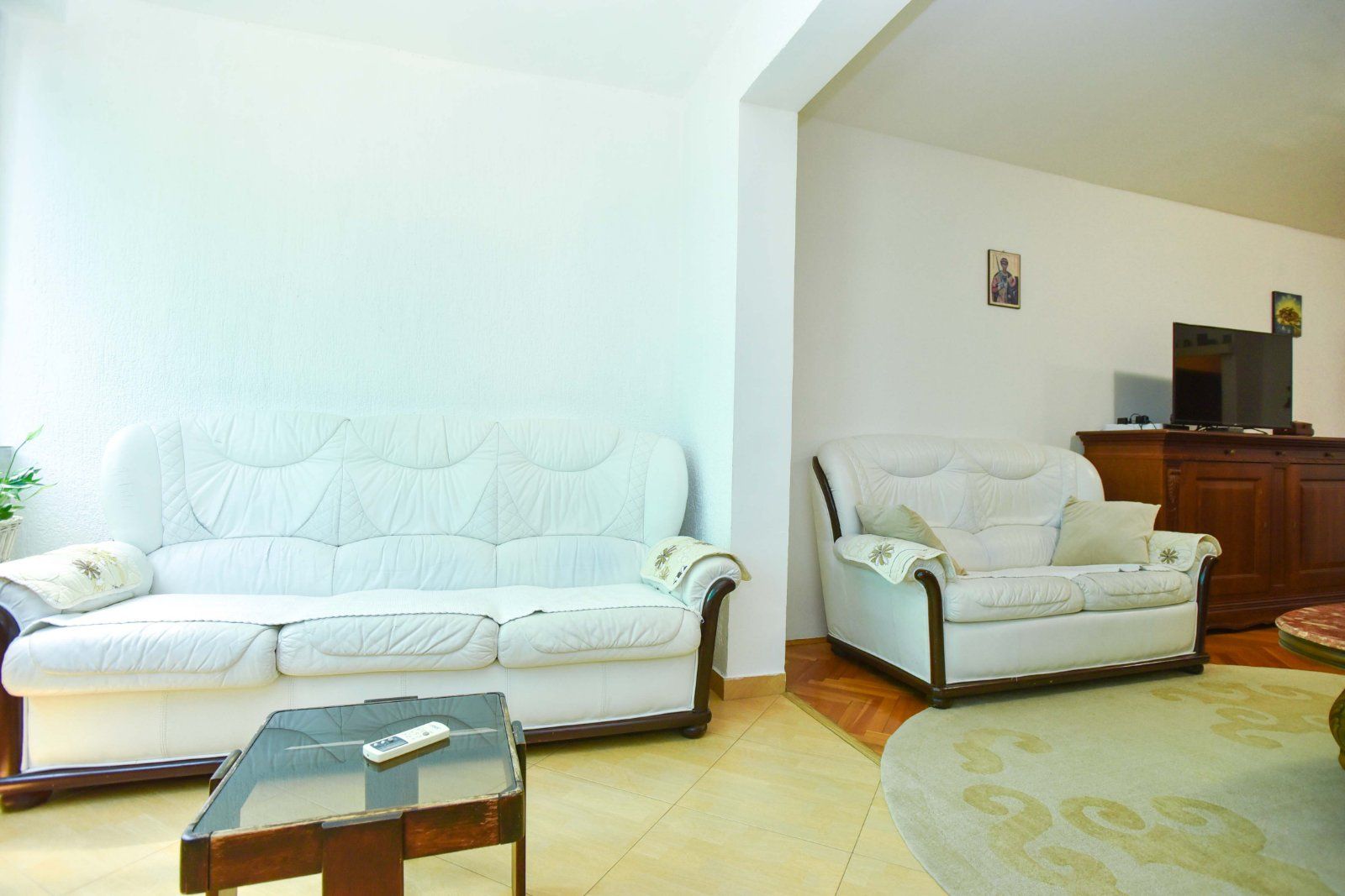 amforaproperty.com/Trosoban stan sa pogledom na more. Dubovica Lux, Budva (na duzi period)