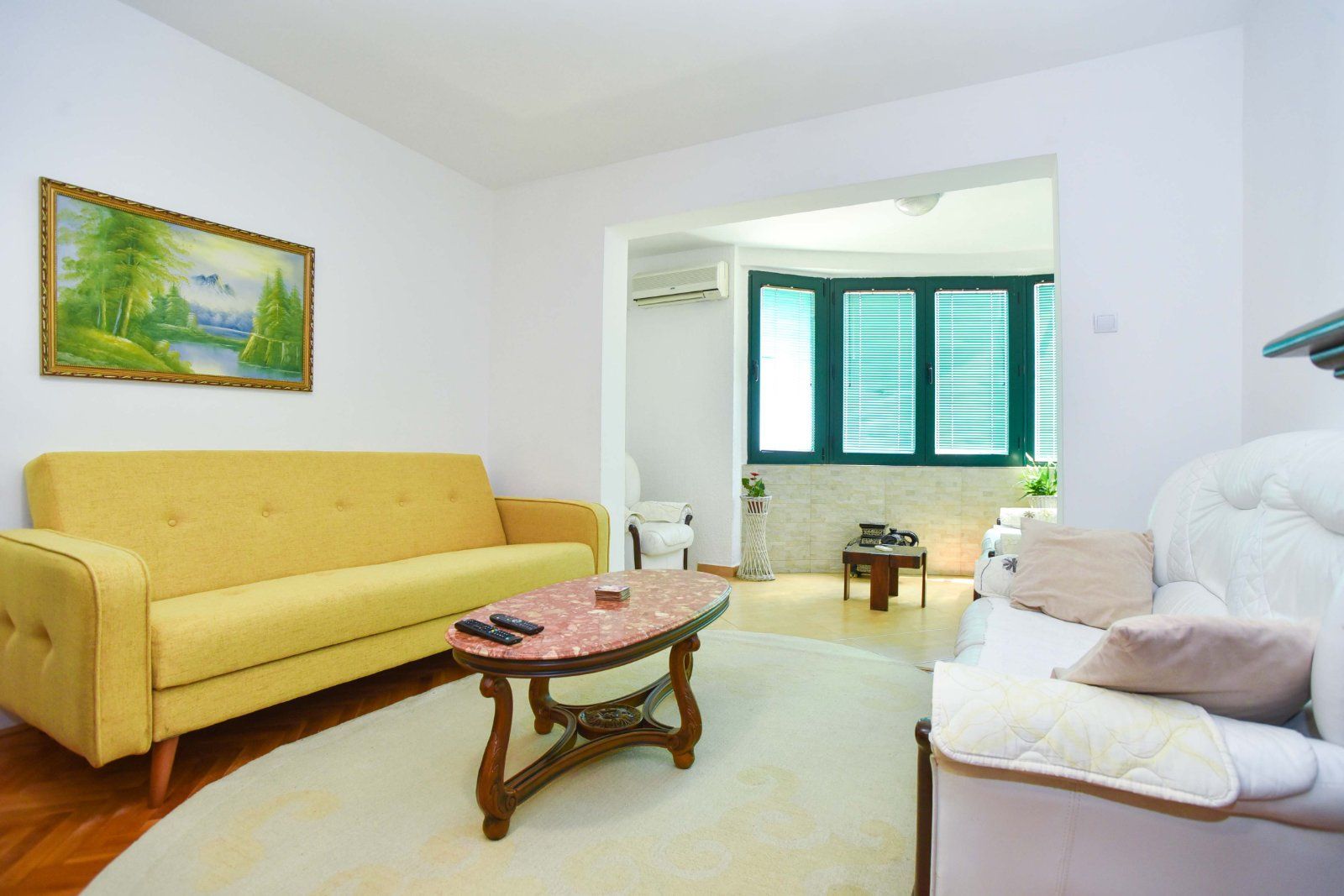 amforaproperty.com/Trosoban stan sa pogledom na more. Dubovica Lux, Budva (na duzi period)