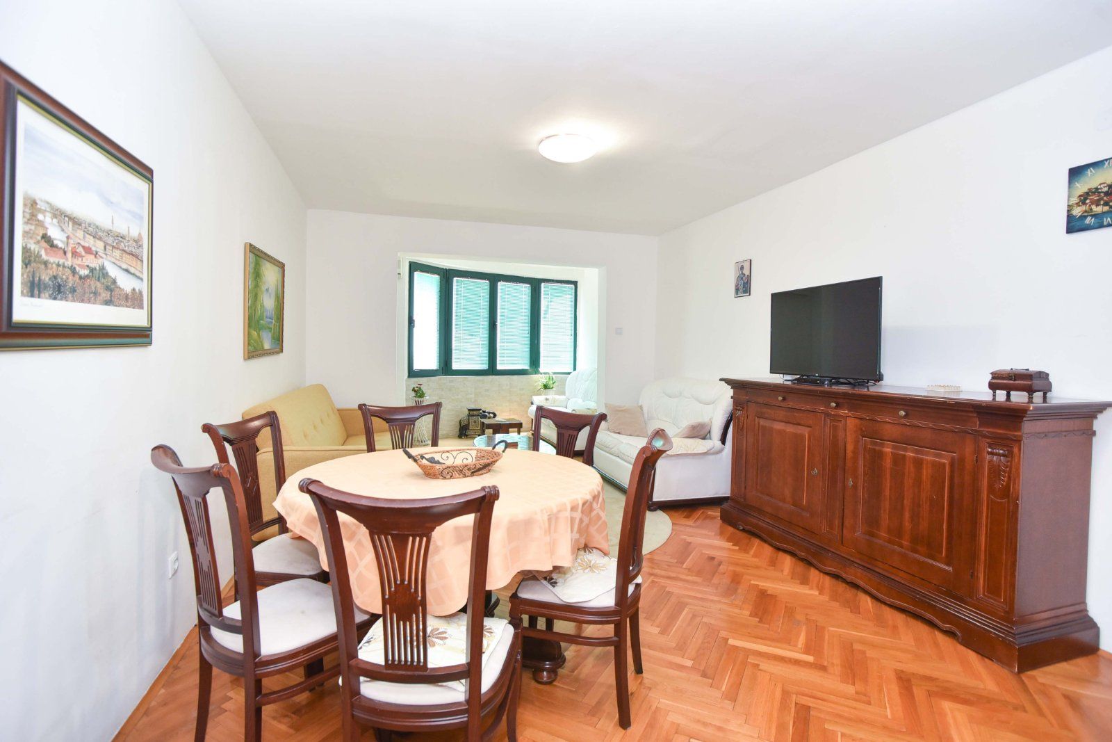 amforaproperty.com/Trosoban stan sa pogledom na more. Dubovica Lux, Budva (na duzi period)