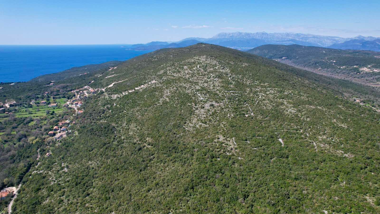 amforaproperty.com/Urbanizovan plac 5230m² – Zagora, Kotor