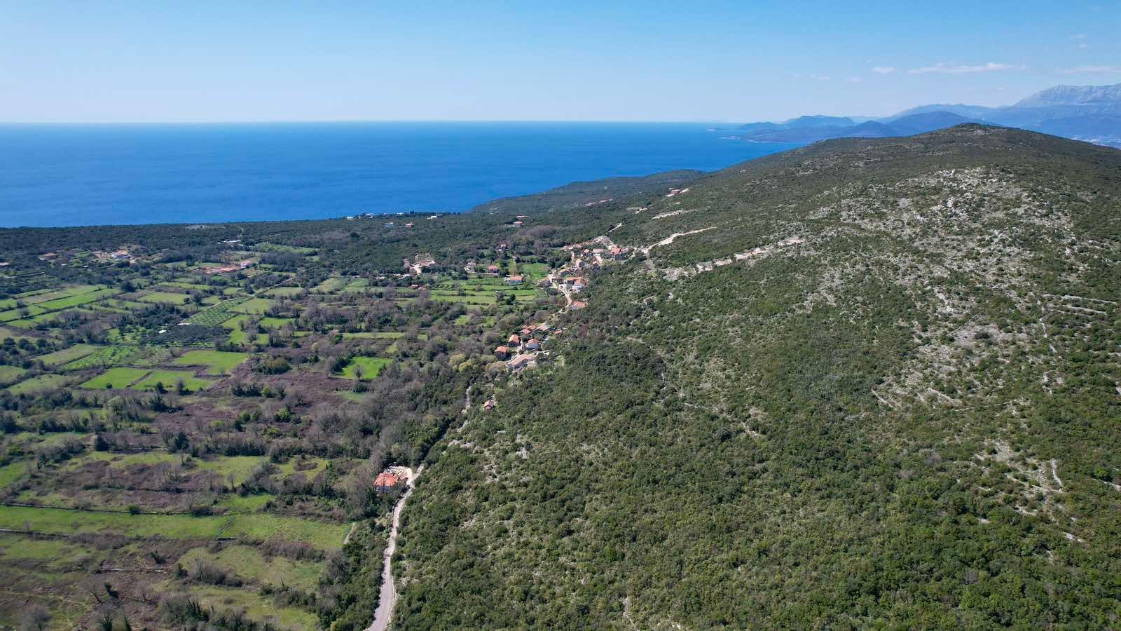 amforaproperty.com/Urbanizovan plac 5230m² – Zagora, Kotor