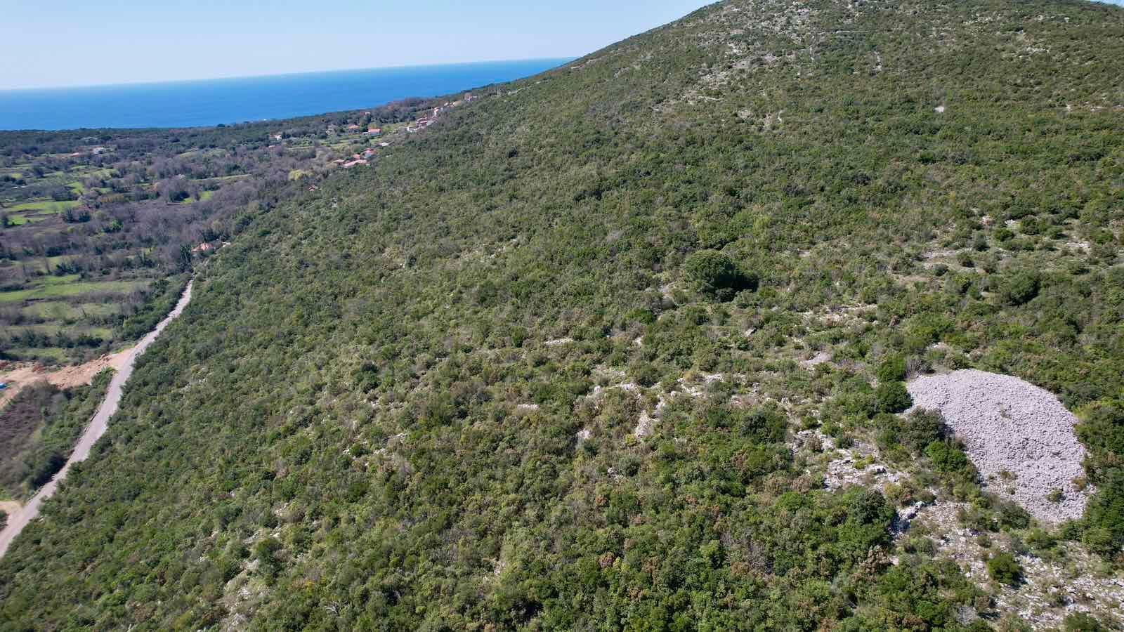 amforaproperty.com/Urbanizovan plac 5230m² – Zagora, Kotor