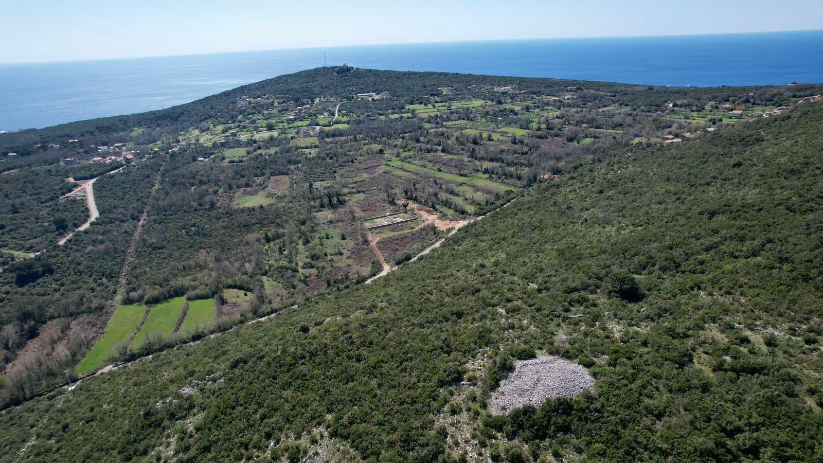 amforaproperty.com/Urbanizovan plac 5230m² – Zagora, Kotor