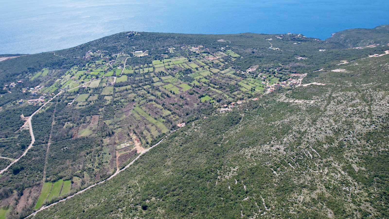 amforaproperty.com/Urbanizovan plac 5230m² – Zagora, Kotor