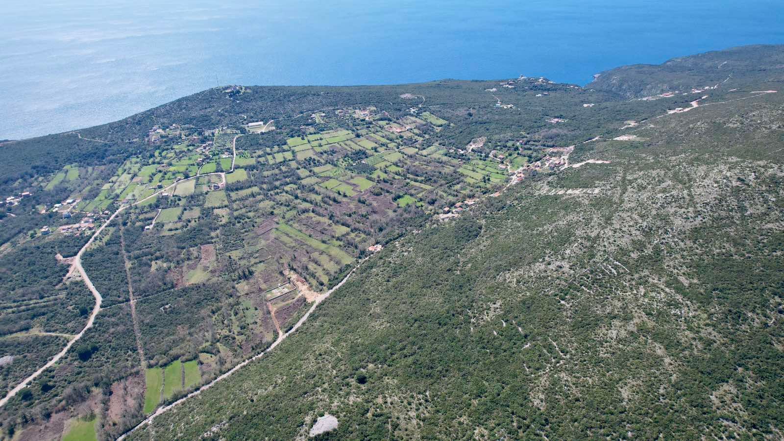 amforaproperty.com/Urbanizovan plac 5230m² – Zagora, Kotor