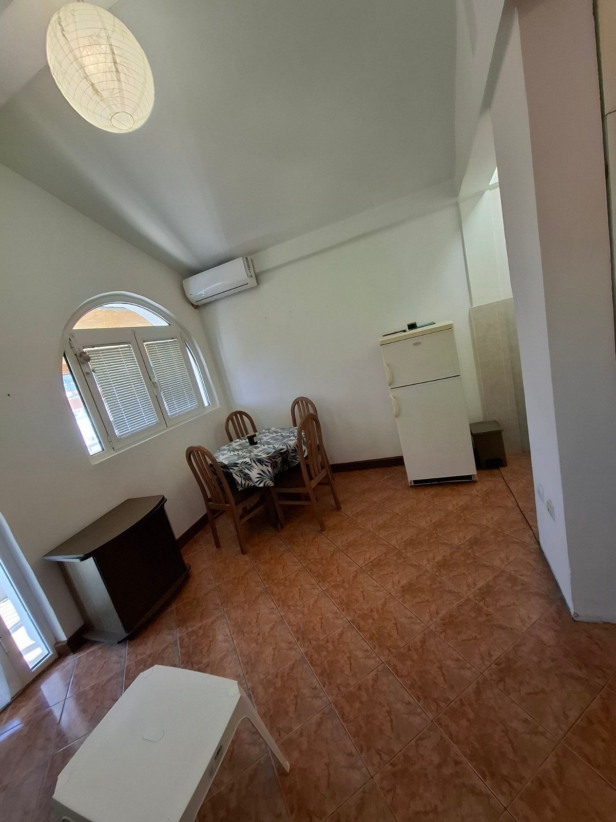 amforaproperty.com/Jednosoban stan na fantastičnoj lokaciji, Adok-Budva (Na duži period)