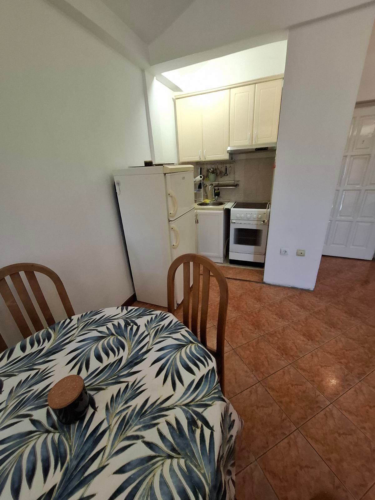 amforaproperty.com/Jednosoban stan na fantastičnoj lokaciji, Adok-Budva (Na duži period)