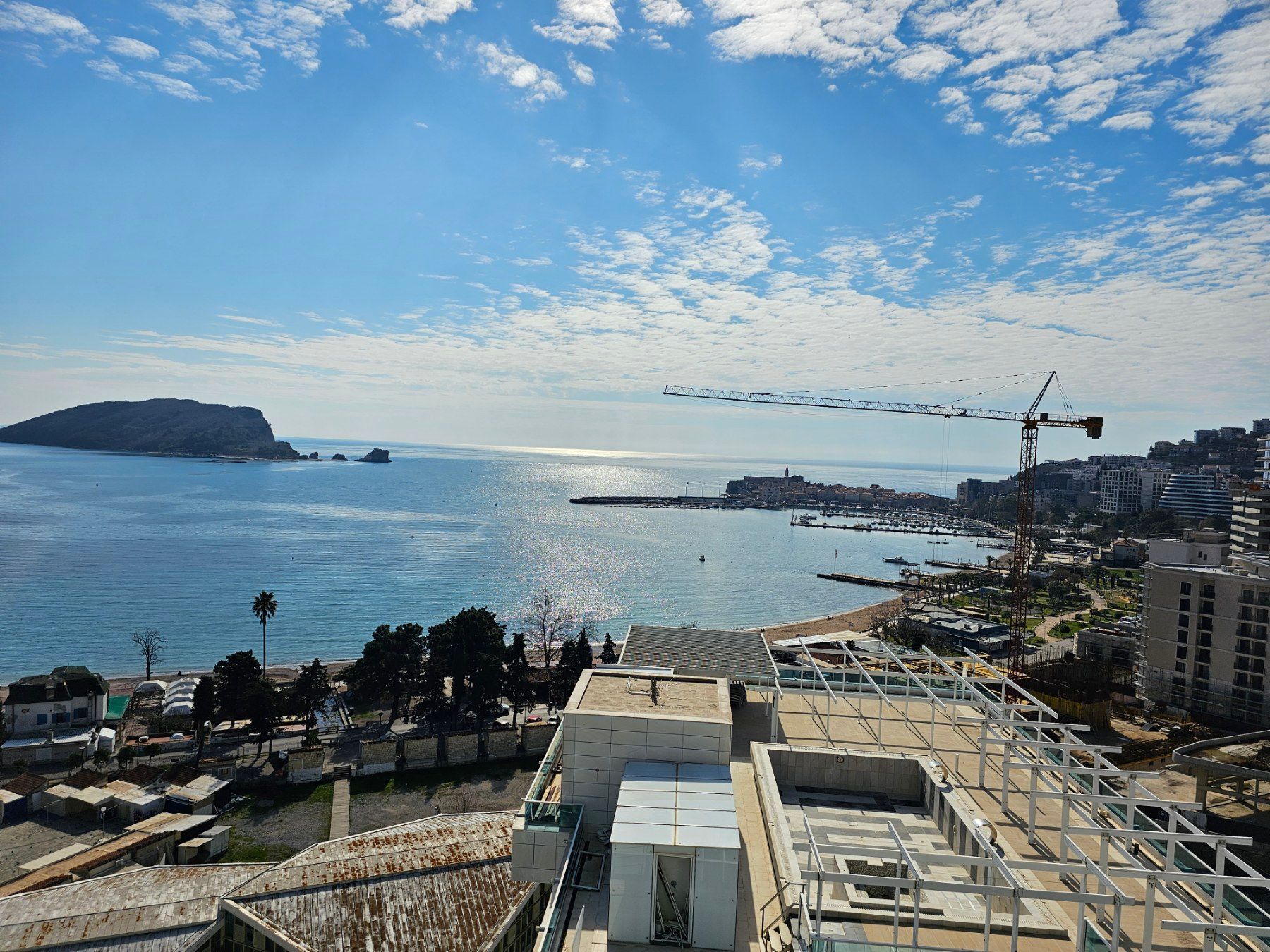 amforaproperty.com/Dvosoban namesten stan 77m2 sa pogledom na more,Tre Canne,Budva