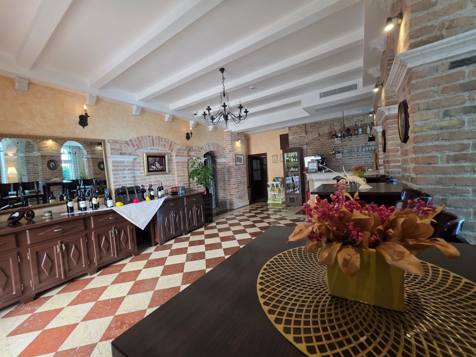 Luksuzni hotel sa spa centrom, restoranom i brojnim sadržajem na prodaju-Sveti Stefan, Crna Gora - Amfora Real Estate