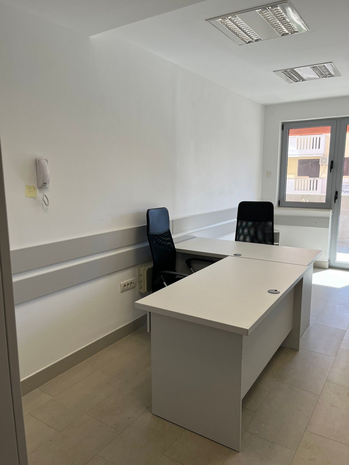 amforaproperty.com/Poslovni prostor Mainski put, Budva, 53 m² (NA DUZI PERIOD)