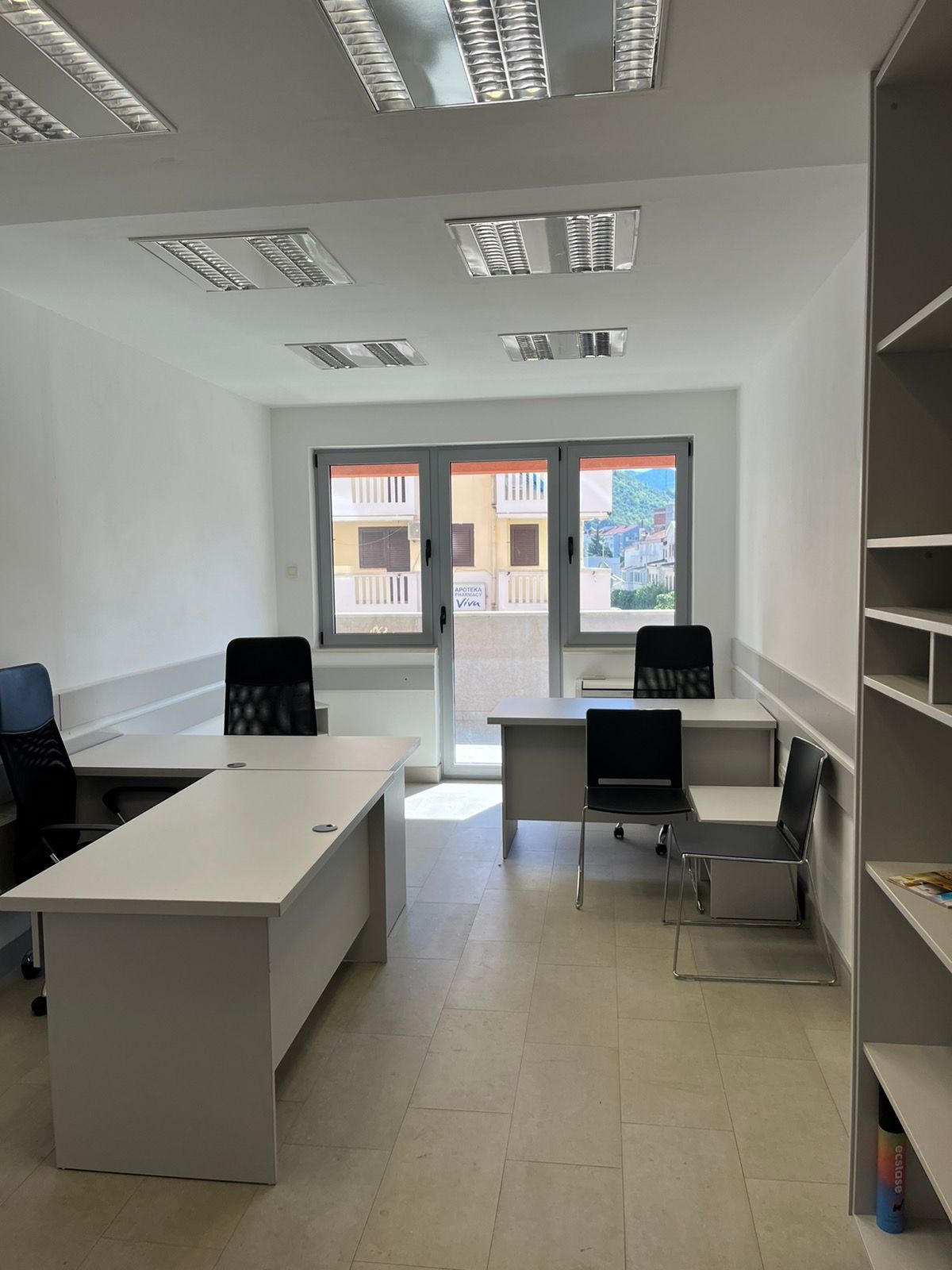 amforaproperty.com/Poslovni prostor Mainski put, Budva, 53 m² (NA DUZI PERIOD)
