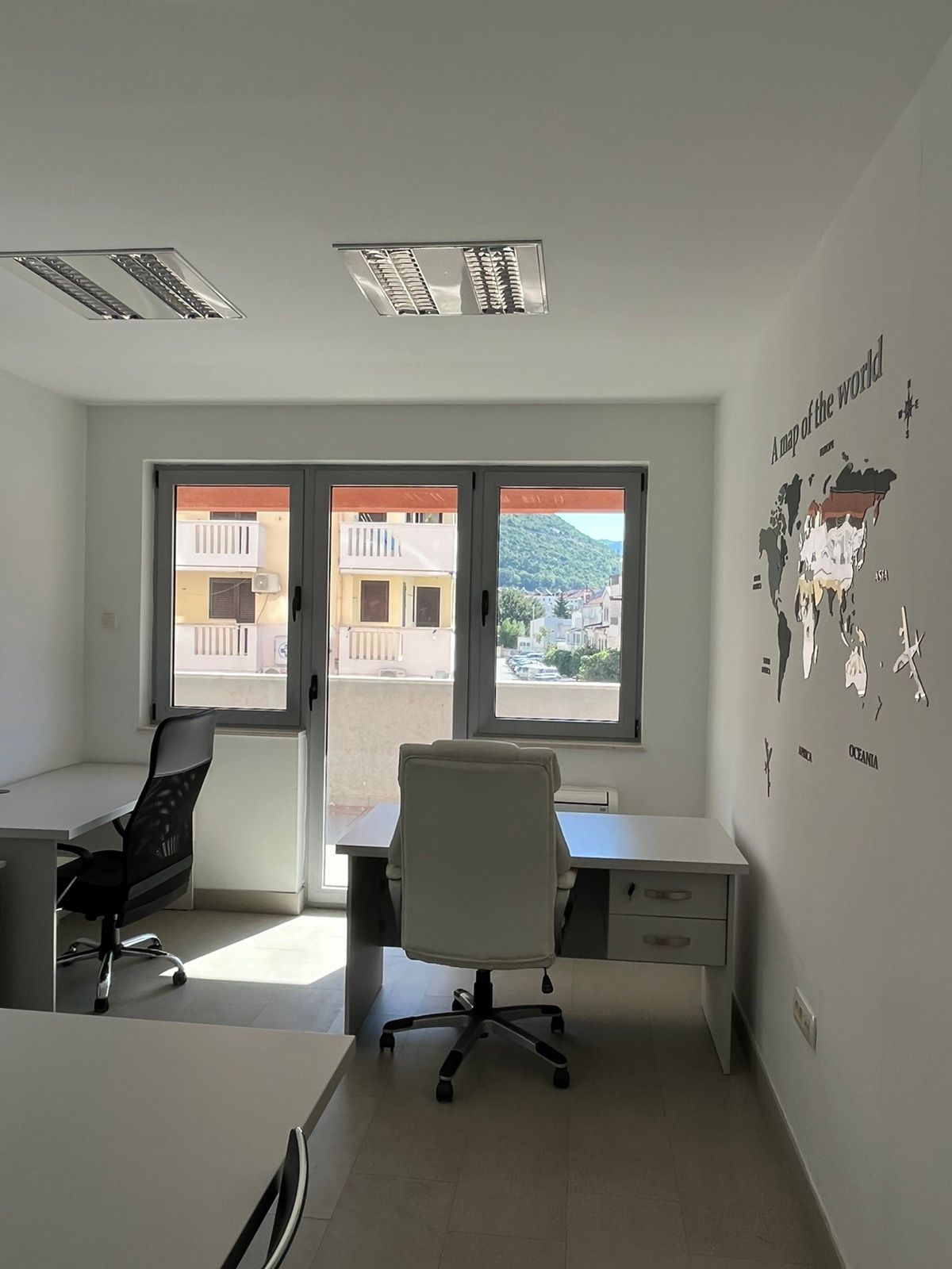 amforaproperty.com/Poslovni prostor Mainski put, Budva, 53 m² (NA DUZI PERIOD)