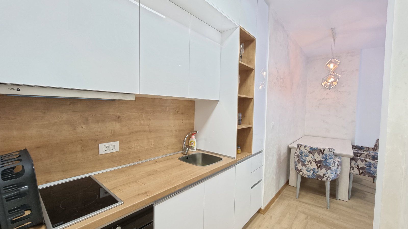 amforaproperty.com/Jednosoban moderno opremljen stan 49m2 u kompleksu The Old Bakery,Budva