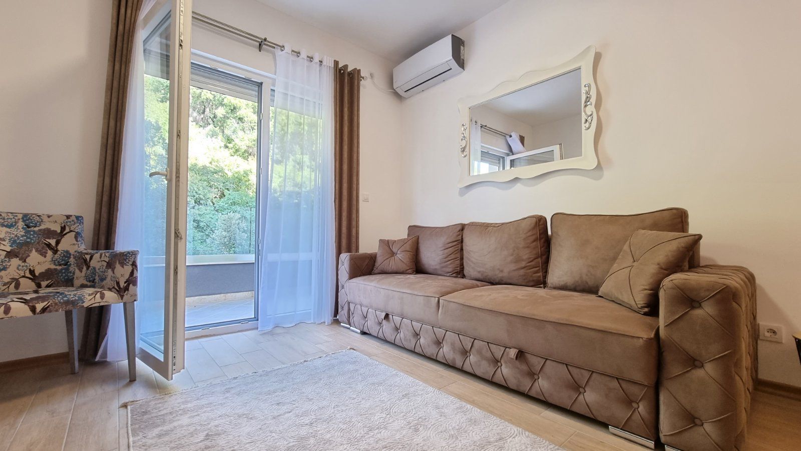 amforaproperty.com/Jednosoban moderno opremljen stan 49m2 u kompleksu The Old Bakery,Budva
