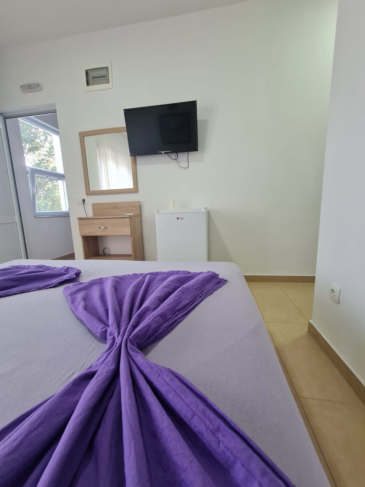 amforaproperty.com/Kompletno opremljen apartmanski objekat 920 m² sa apartmanima i restoranom – Donji Štoj, Ulcinj